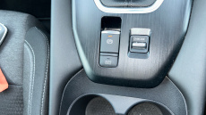 Nissan Qashqai 1.3 DiG-T MH N-Connecta 5dr Petrol Hatchback